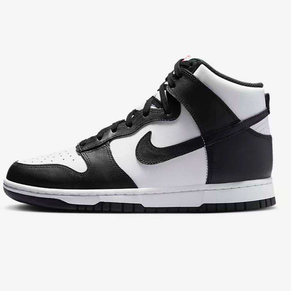 Woman’s Nike dunk high